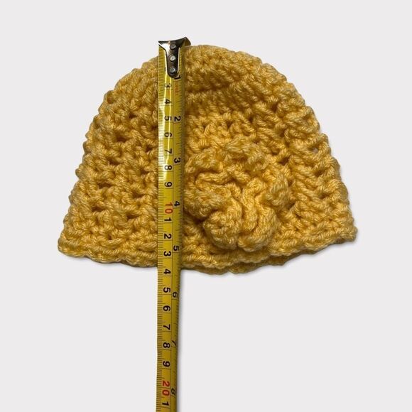 3/$15 Handmade Baby Knit Hat - Picture 4 of 4